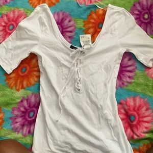 Off the shoulders White tee